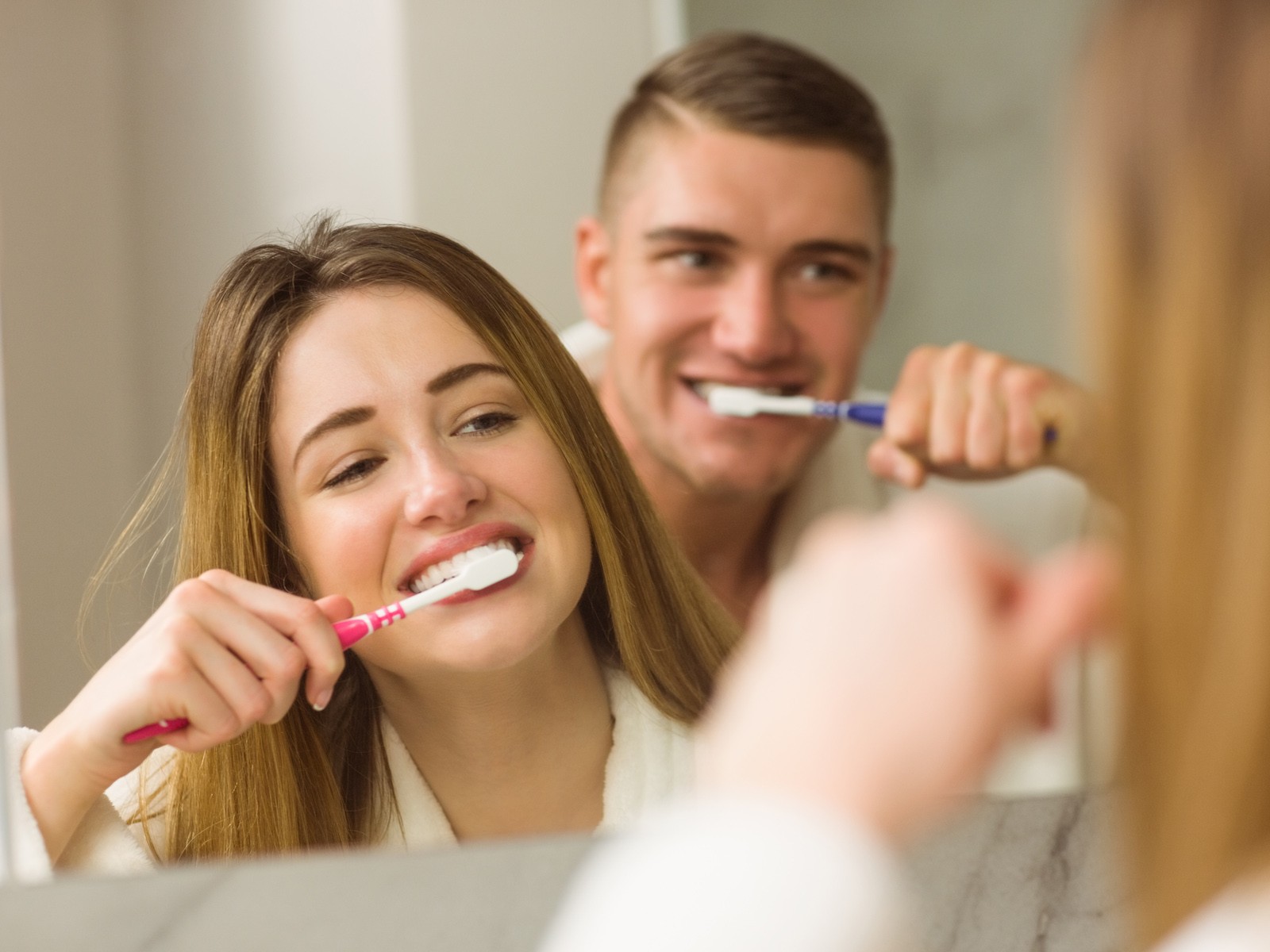 Whitening Toothpaste: A Gentle Solution for a Brighter Smile